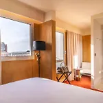 Kopster Porte De Versailles 4* Parigi